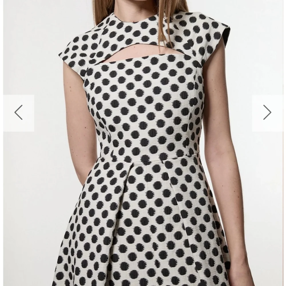 Karen Millen Spot Jacquard Full Skirted Tailored Midaxi Dress Black Polka Dot 10 - Picture 3 of 15